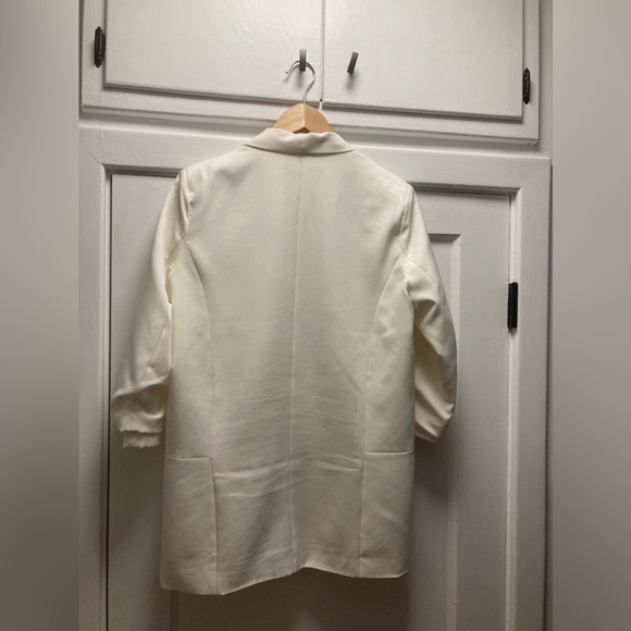 Off white oversized blazer - Picture 2 of 3